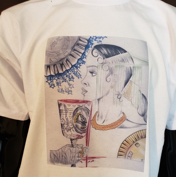 Tshirt with hand drawn artwork - Picture 2 of 2